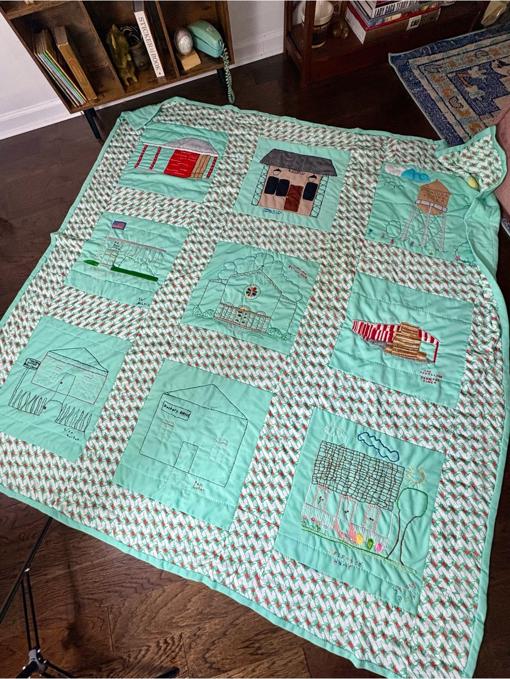 VTG 1985 Handmade Polyester Patchwork Quilt